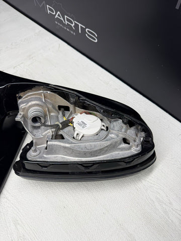 13-16 BMW F10 M5 RIGHT PASSENGER SIDE MIRROR NO CAMERA SAPPHIRE BLACK *DAMAGE
