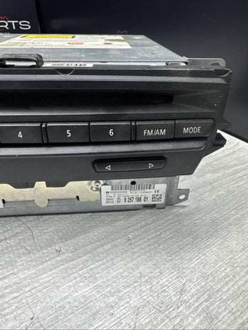 09-12 BMW E90 E92 328i 335i LCI Navigation Head Unit FM Radio Unit 9257188 OEM