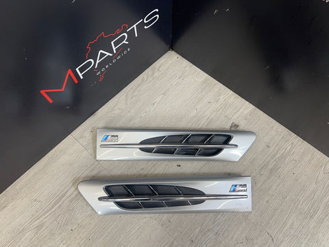 98-02 BMW Z3 M Z3M Fender Hood Vent Grilles Grilles Pair OEM Silver