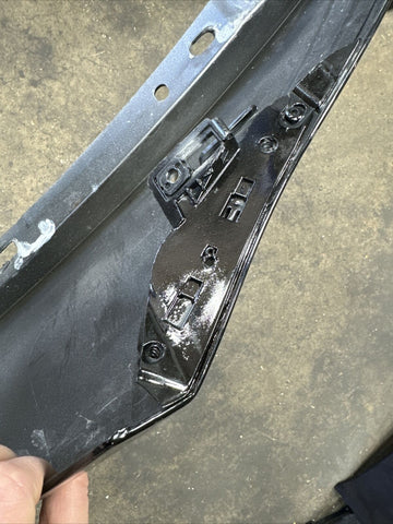 08-13 BMW E92 E93 M3 Left Driver Fender Alpine White *Broken Tab*