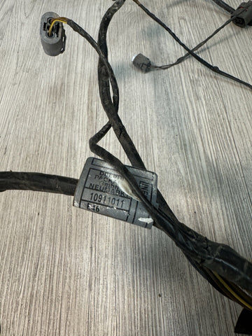 BMW 01-06 E46 M3 FRONT BUMPER FOG LIGHT WASHER PUMP TANK WIRES WIRING HARNESS