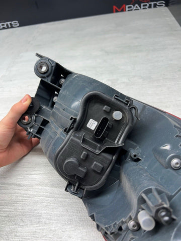 14-17 BMW F32 F82 F83 F33 F36 M4 REAR RIGHT PASSENGER OUTER TAIL LIGHT LAMP