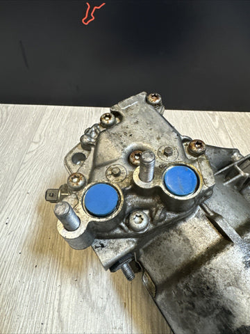06-10 BMW E60 E63 E64 M5 M6 V10 Motor S85 Engine Oil Filter Housing