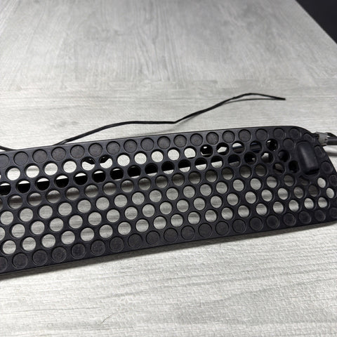 BMW E46 M3 2000-2006 Hood Grille Vent Grill OEM 51132694723 *Notes*