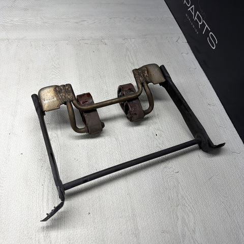 BMW E90 E92 E93 M3 08-13 Muffler Bracket Hanger 8041984