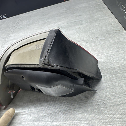 BMW E46 325 330 M3 CONVERTIBLE LED TAIL LIGHT RIGHT PASSENGER *Notes*