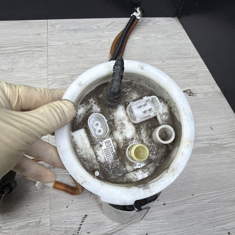 08-13 BMW E90 E92 E93 M3 Gas Fuel Pump Unit Assembly Left Right