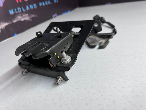 Rear Trunk Engine Compartment Deck Lid Hinge Lock Latch 84076100 Ferrari 488