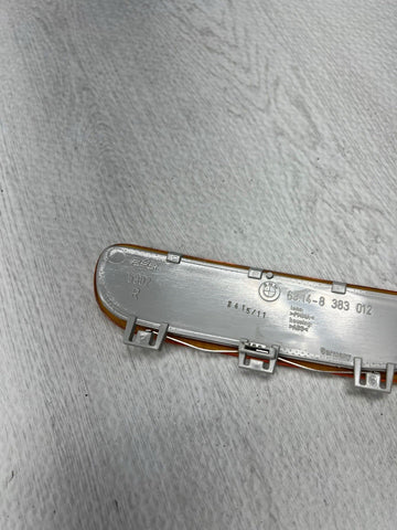 98-06 BMW E46 325CI 330CI M3 FRONT BUMPER COVER REFLECTOR RIGHT 6414-8383012 OEM