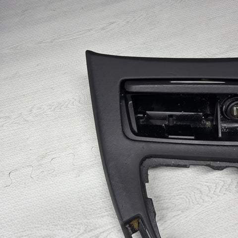 09-13 BMW E90 E92 M3 MANUAL CIC LEATHER CENTER CONSOLE TRIM