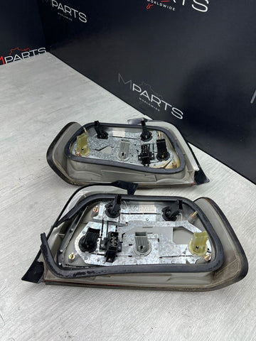 BMW 3 Series E36 M3 94-99 4dr Sedan Rear Amber Tail Lights Lamps Set OEM