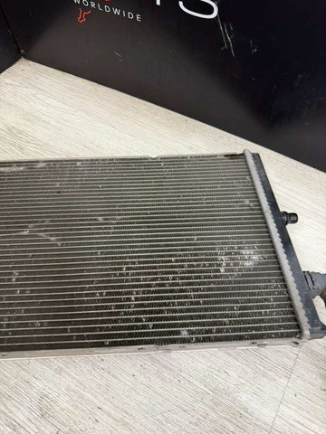 BMW 15-20 F80 F82 F83 F80 F82 F83 F87 Front Auxiliary Radiator 2284608 OEM