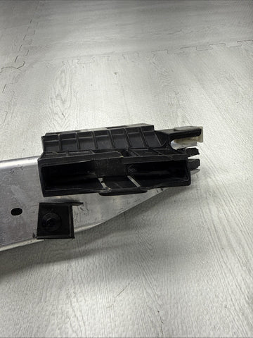 BMW G80 G82 G83 M3 M4 FRONT RIGHT BUMPER SUPPORT RAIL BRACKET OEM 51118071606