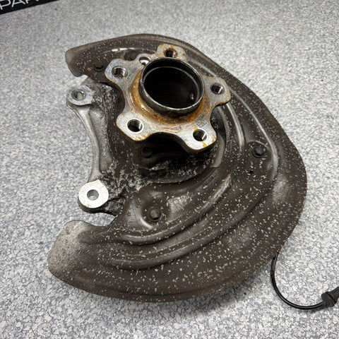 BMW G20 G22 G23 330 M340 Front Right Passenger Spindle Knuckle Bearing AWD OEM
