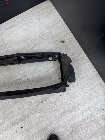 15-20 OEM BMW F80 F82 F83 M3 M4 Front Radiator Upper Air Duct