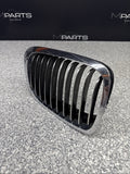 BMW OEM 01-06 E46 M3 Front Right Kidney Grille Chrome 51138208686 *5 Broken Tabs