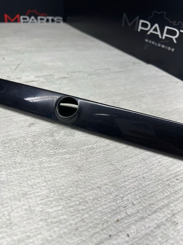 BMW E36 M3 SEDAN TRUNK LID GRIP ORIGINAL COSMOS BLACK