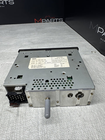96-02 Bmw E36 3 Series Z3 Radio Head Unit Oem 8364944 *Notes*