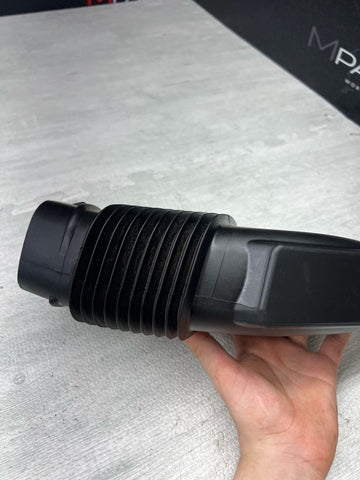 BMW OEM Intake duct 8091869 X5 G05 LCI M F95 G06 LCI M F96 G07 LCI XM G09 032359
