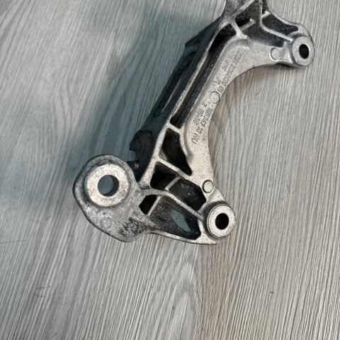 BMW F80 F82 F83 M3 M4 GEARBOX SUPPORTING BRACKET 2284129 22312284129 ORIGINAL