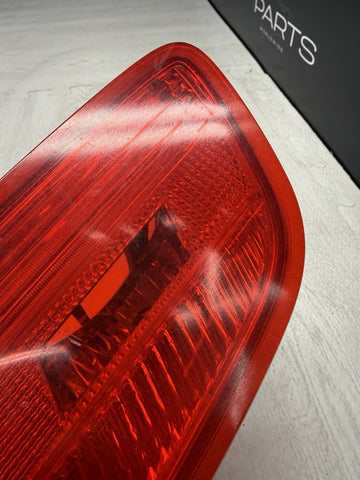 2007-2010 BMW E92 328I 335I M3 REAR RIGHT INNER TAIL LIGHT ASSEMBLY OEM 7162300