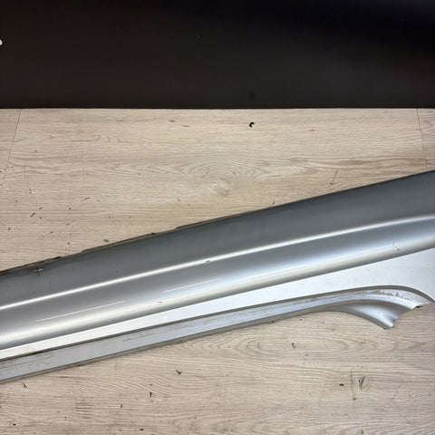 08-13 BMW E92 E93 M3 OEM Right Side Skirt Rocker Panel Silverstone *Notes*
