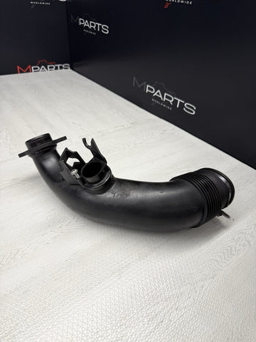 15-20 OEM BMW F87 F80 F82 F83 M2 M3 M4 Engine S55 Air Intake Pipe *Chipped Tab