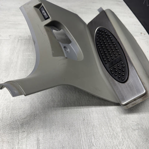 01-06 BMW E46 M3 GREY GRAY DEAD PEDAL KICK PANEL COVER 7902400