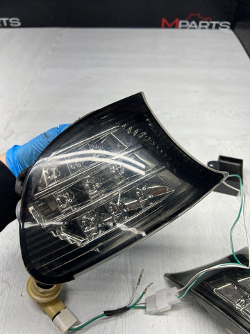 Depo 02-06 BMW E46 325 330 M3 Smoked LED Corner Lights Screw On Pair