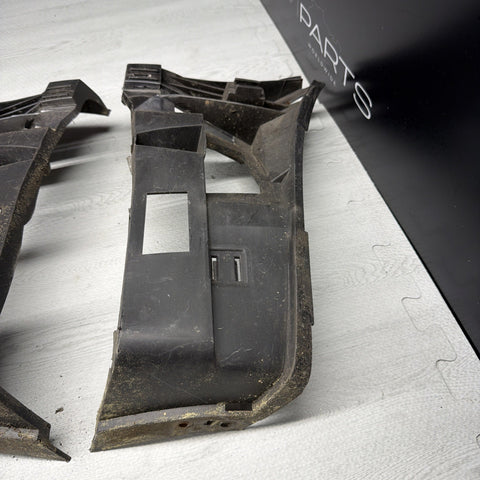 01-06 BMW E46 M3 FRONT BUMPER COVER GUARDS BRACKETS 2695247