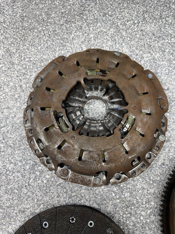 LUK BMW 01-06 E46 M3 S54 FLYWHEEL CLUTCH KIT DISC 9.3MM