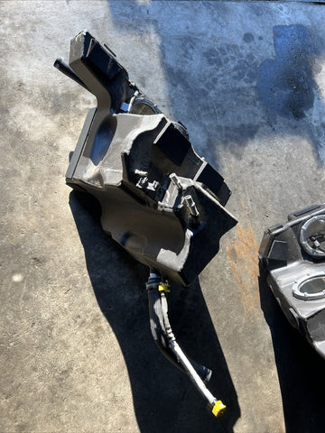 19-23 Ferrari F8 Tributo Fuel Gas Tanks Reservoirs