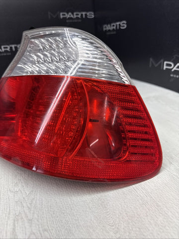 01-06 E46 BMW 330 M3 CONVERTIBLE REAR LED TAIL LIGHT RIGHT 6937454 GOOD LED