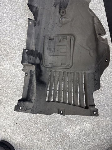 15-20 OEM BMW F80 F82 M3 M4 Front Left Driver Fender Liner Splash Shield