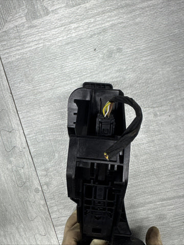 BMW F44 G11 G30 G20 G05 G06 G07 G02 G01 G29 G80 G82 Gas Pedal Accelerate Module