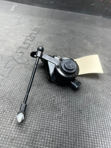 08-16 FERRARI CALIFORNIA 488 812 F8 F12 REAR LEFT LEVEL HEIGHT MOTION SENSOR