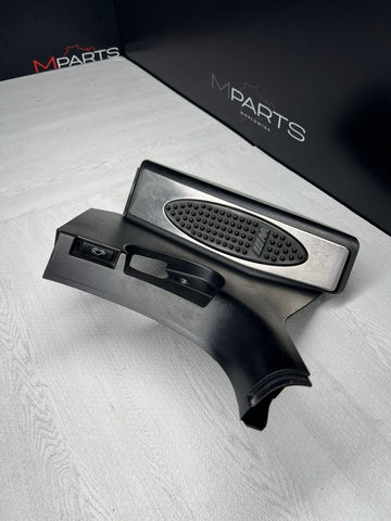01-06 BMW E46 M3 BLACK DEAD PEDAL KICK PANEL COVER 7902400