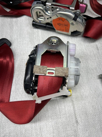 15-24 Porsche Macan Seat Belts Seatbelts Strap Red Set