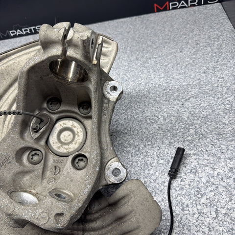 BMW G20 G22 G23 330 M340 Front Right Passenger Spindle Knuckle Bearing AWD OEM