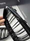 08-13 BMW E90 E92 E93 M3 Front Kidney Grilles Gloss Black Double Slotted