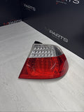 01-06 E46 BMW 330 M3 CONVERTIBLE REAR LED TAIL LIGHT RIGHT 6937454
