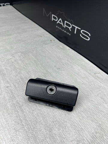 01-06 BMW E46 325 330 M3 Coupe Black Glovebox Glove Box Lock Switch OEM