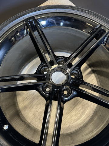 PORSCHE TAYCAN MISSION E REAR WHEEL RIM 21x11.5 ET66 9J1601025AB *Repaired Crack
