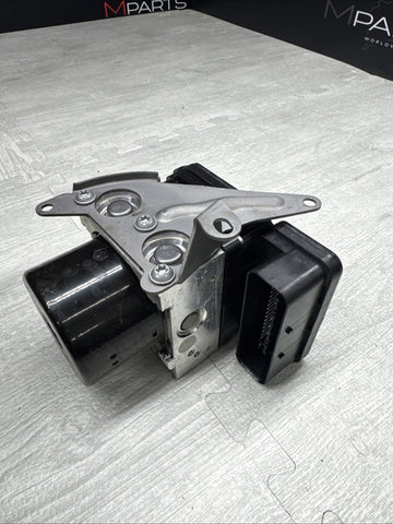 08-13 BMW E90 E92 E93 M3 ABS DSC Pump 7846816