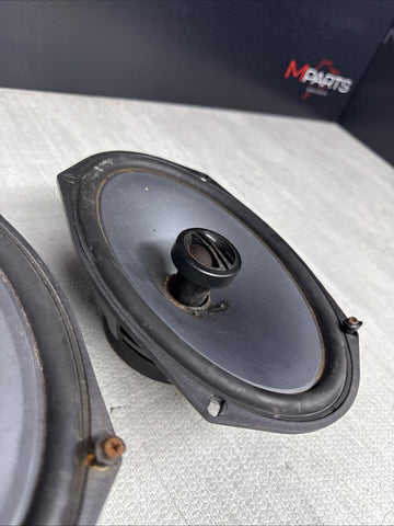 Alpine SPE-6090 300 Watts 6x9" Front Door Speakers Pair