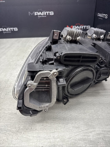 2011-2013 F10 535i 550i M5 Sedan HID Xenon Headlight Right Passenger OEM