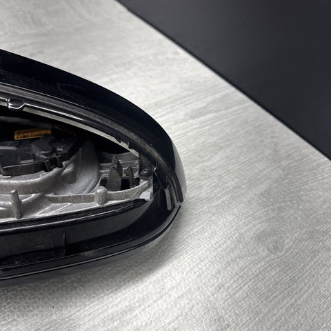 15-20 BMW F80 M3 SEDAN RIGHT PASSENGER MIRROR / NO CAMERA / NO LANE ASSIST