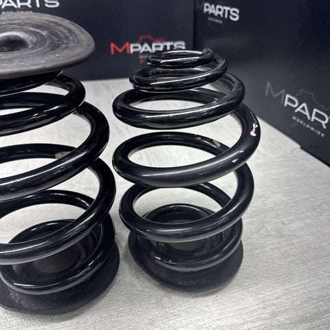 01-06 BMW E46 M3 Coupe Rear Axle Coils Springs Pair Pink Markings