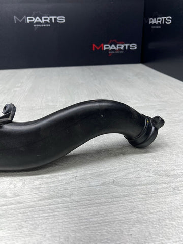 BMW F80 F82 F83 F87 M2 M3 M4 S55 INTERCOOLER CHARGE PIPE 11617846245 OEM