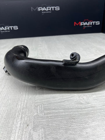 BMW F80 F82 F83 F87 M2 M3 M4 S55 INTERCOOLER CHARGE PIPE 11617846245 OEM